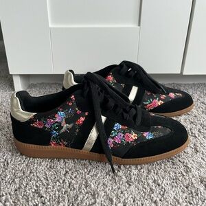 Johnny Was Dreamer Suede Floral Black Sneakers with Gold Accents- size 9- NWOB